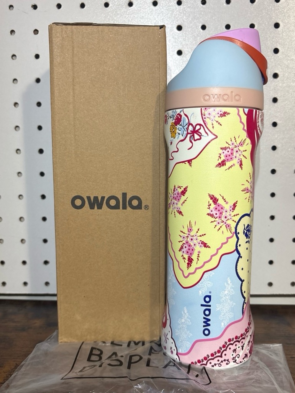 Owala limited-edition Urban Outfitters “Hankies”
